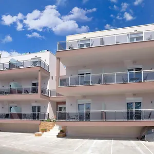 Ar Διαμέρισμα